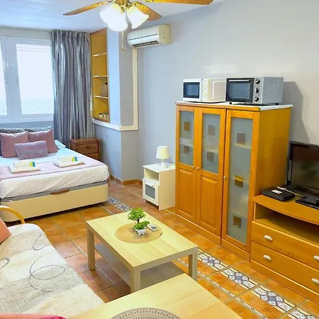 Evans Realty Cd 5 Min To La Carihuela