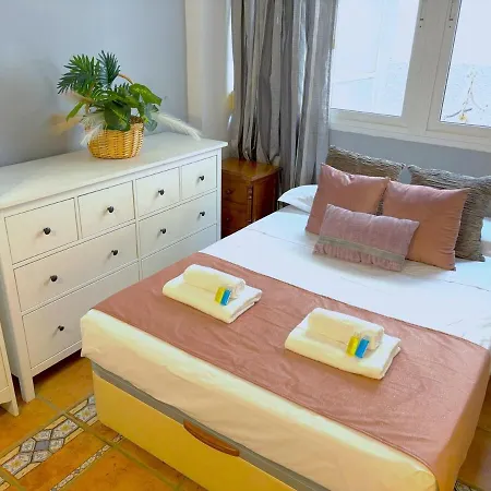 Evans Realty Cd 5 Min To La Carihuela Apartment Torremolinos