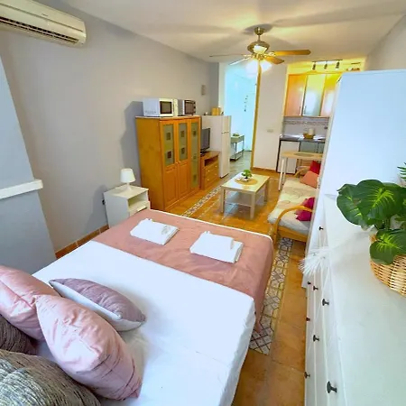 Evans Realty Cd 5 Min To La Carihuela Apartment *